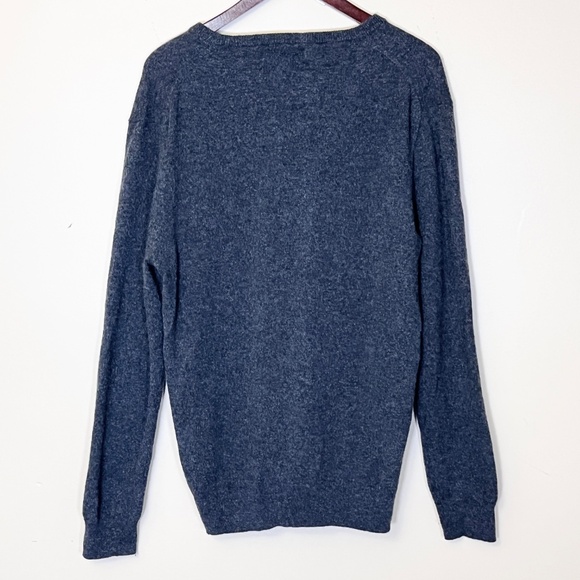J Crew 100% Cashmere V Neck Pullover Sweater - Men's Size L - Gray - Picture 3 of 9